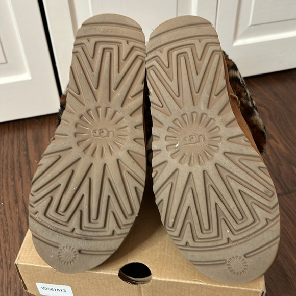 Ugg ankle boots - Picture 4 of 8